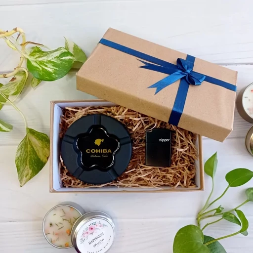 باکس هدیه مردانه فندک و زیر سیگاری مشکی - کد 29