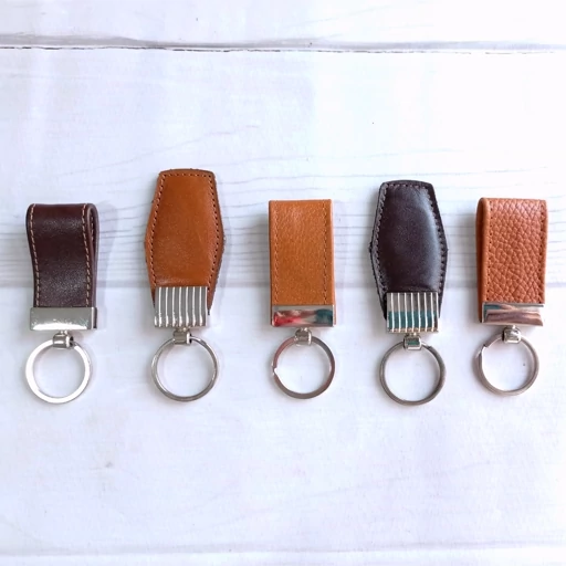 جاسوویچی چرم اصل - طرح 1