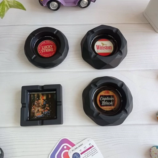 زیرسیگاری طرح خاص تک جعبه مشکی طرح دار