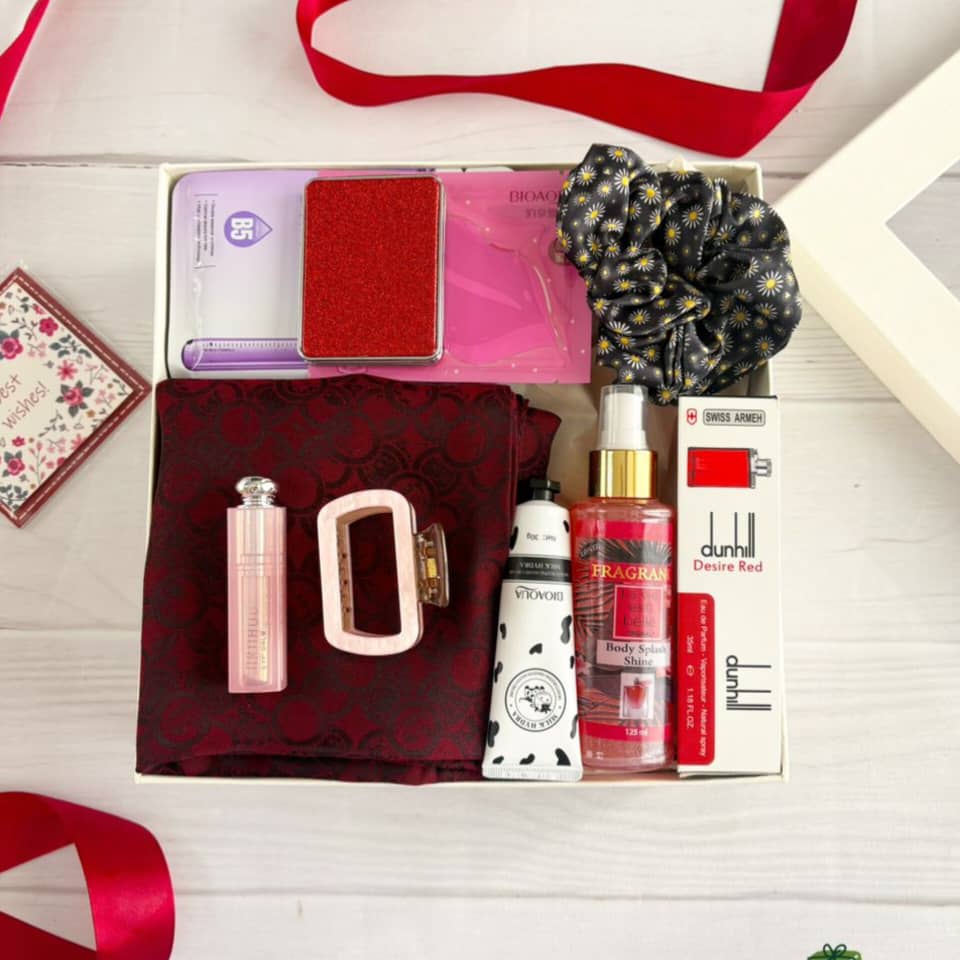 WhatsApp Image 2025-12-07 at 13.38.28 باکس هدیه روز مادر