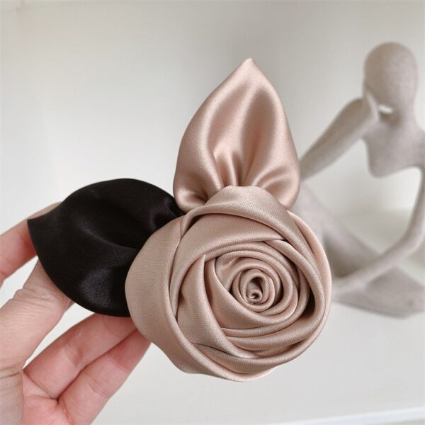 گیره سر فلزی فرانسوی طرح گل رز ساتن